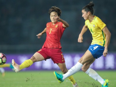 江南体育-攻防对决，女足巅峰之战引燃激情