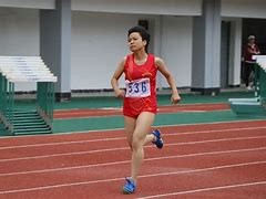 江南体育-球员无惧压力，团结一心齐心合力征战赛场