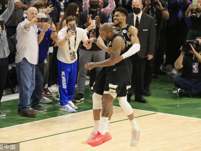 江南体育-NBA新星闪耀舞台，赛场争夺最佳新秀