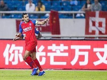 江南体育-深圳佳兆业客场胜出，连胜势头未受影响