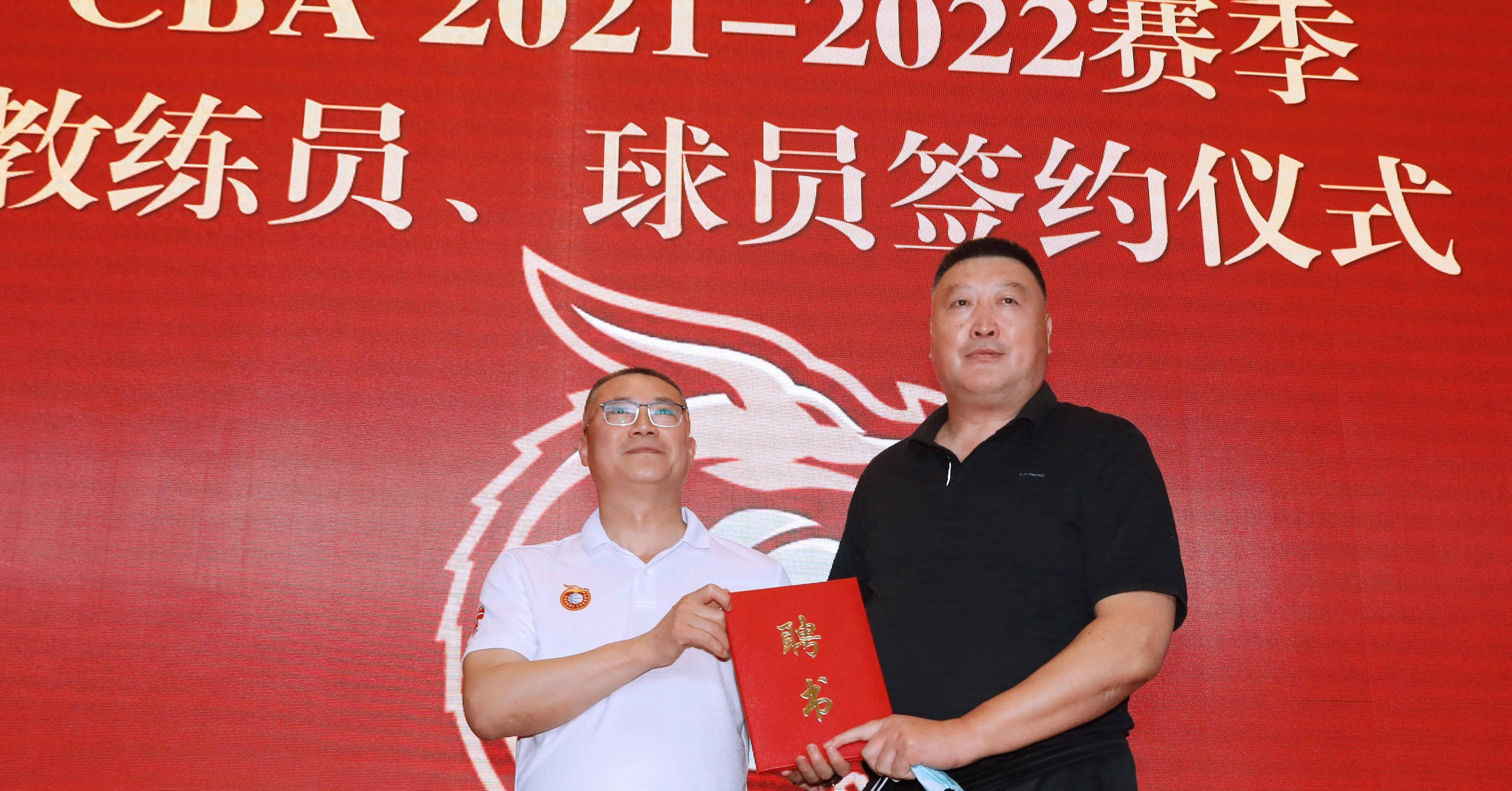 CBA2021赛季第二阶段赛程恢复，球迷期待支持自己心仪球队