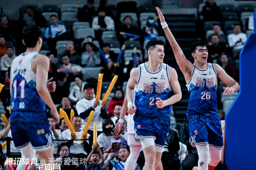 CBA新赛季揭幕战：广东宏远力克新疆男篮，赢得开门红