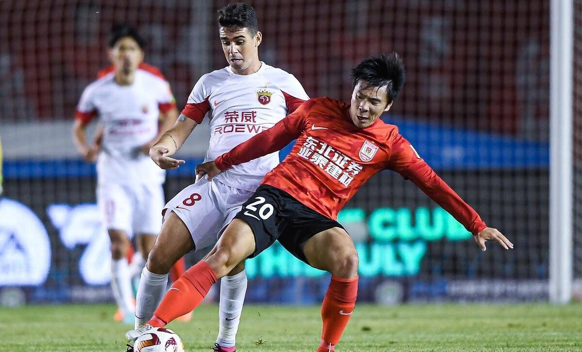 富力主场战平苏宁，保持不败势不可挡